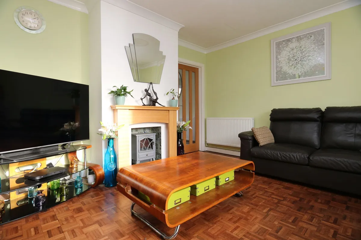 Willow Crescent, Barry, CF63