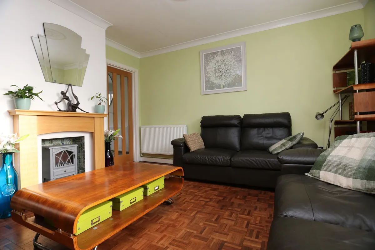 Willow Crescent, Barry, CF63