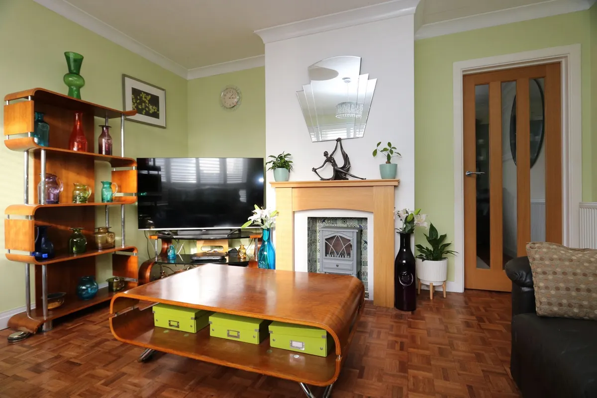 Willow Crescent, Barry, CF63