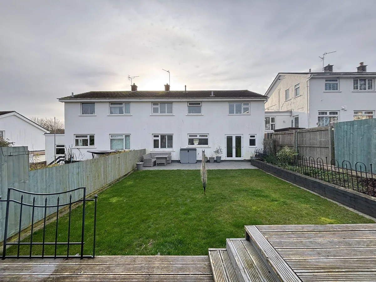 Willow Crescent, Barry, CF63