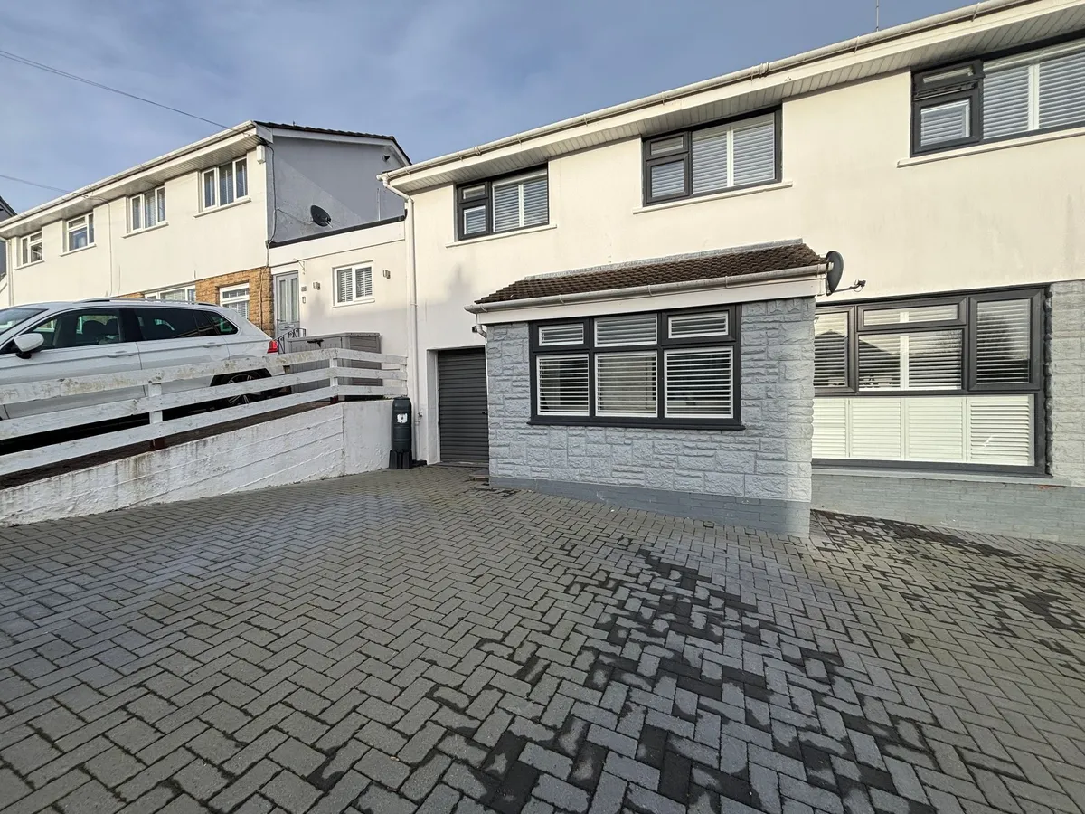 Willow Crescent, Barry, CF63