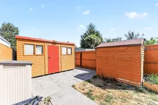 Florence Avenue, MORDEN