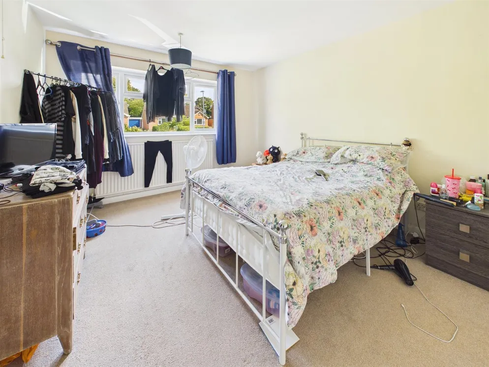 Property carousel item 10