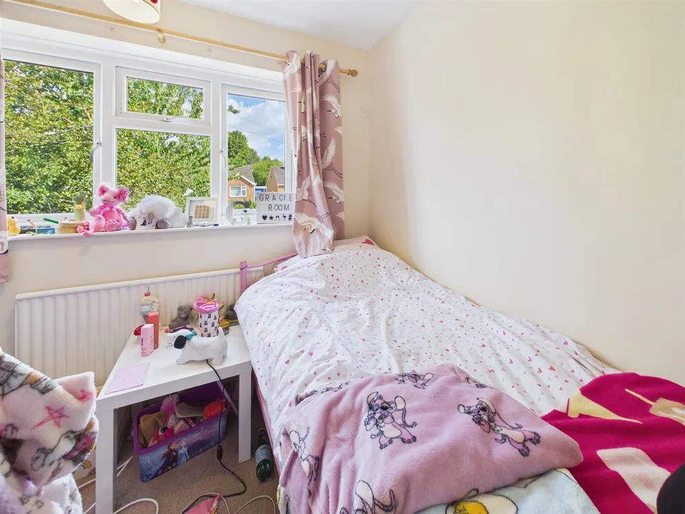 Property carousel item 12