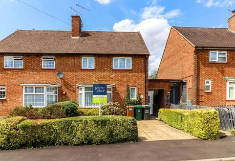 South Way, Abbots Langley, WD5