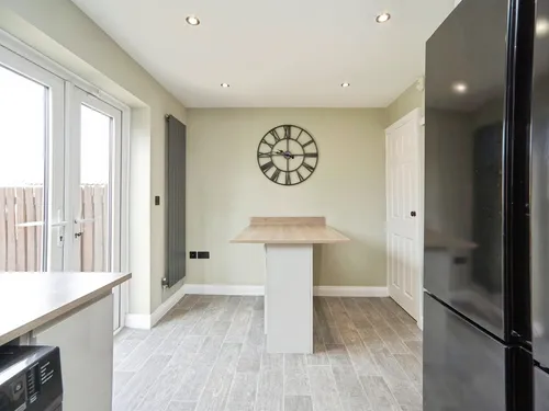 Windmill Court, Lower Wortley, Leedsphoto