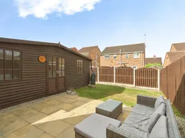 Windmill Court, Lower Wortley, Leeds thumb 3