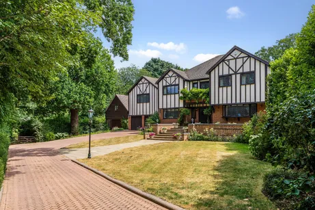 Ware Park, Ware, SG12