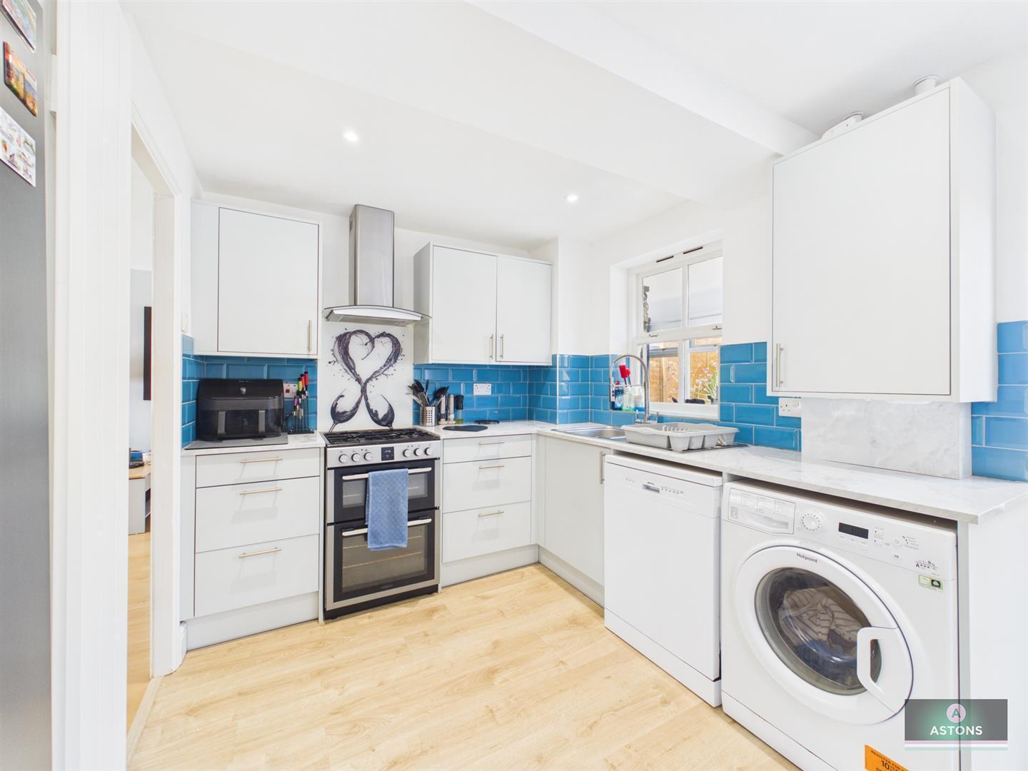 Milborne Road, Maidenbower, Crawley Image 7