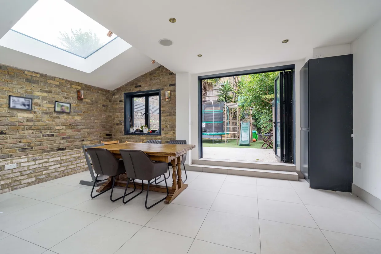 Fernhead Road, London, W9 photo 13
