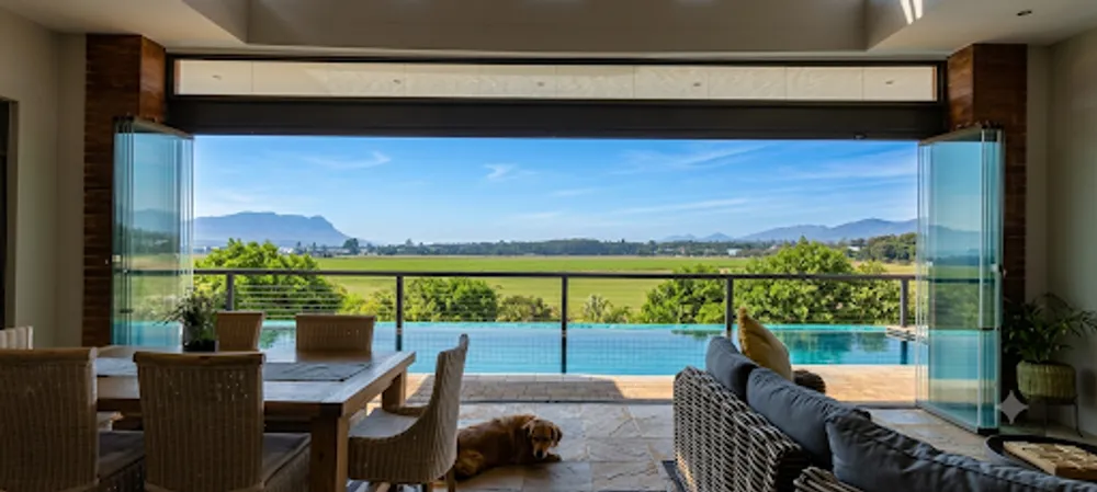 Video tour for South Africa, North West, The Coves