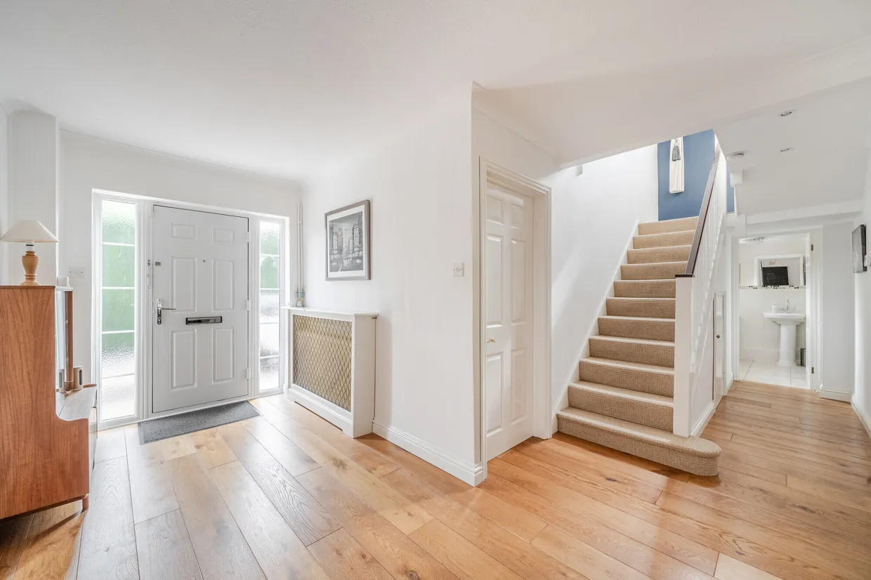 Dawnay Close, Ascot, SL5 photo 9