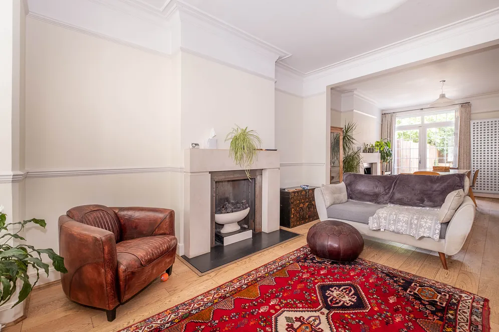 Compton Road, London, SW19 photo 18