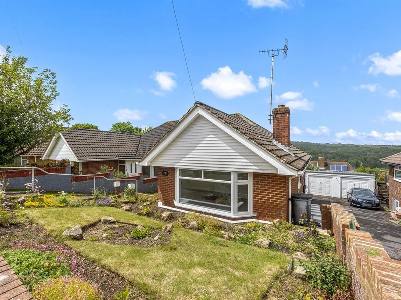 Property thumbnail 3 out of 3
