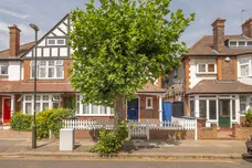 Compton Road, London, SW19 photo 22