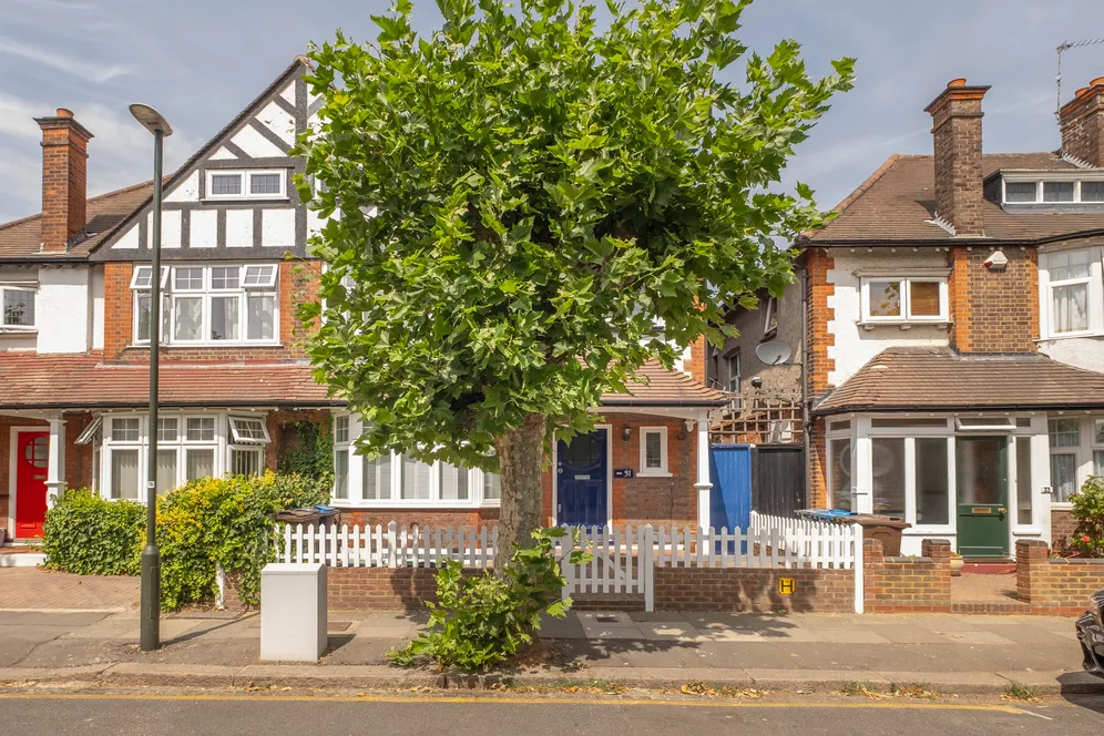 Compton Road, London, SW19 photo 22