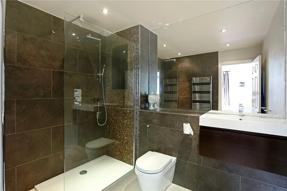 Southridge Place, LONDON, SW20 photo 7