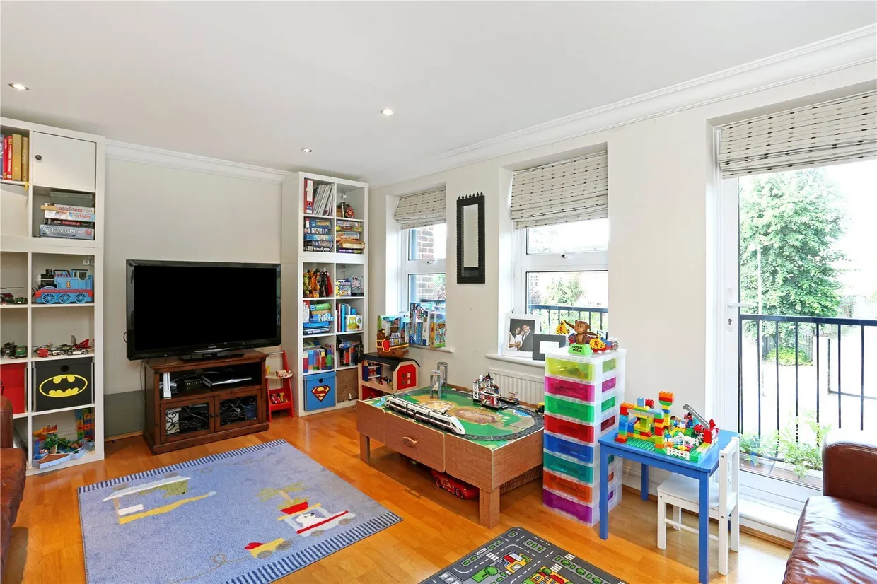 Southridge Place, LONDON, SW20 photo 10