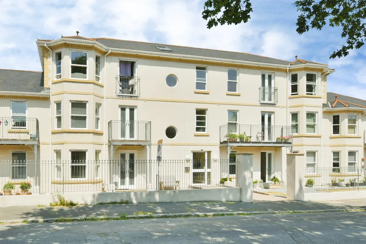 Ridge Park Road, Plympton