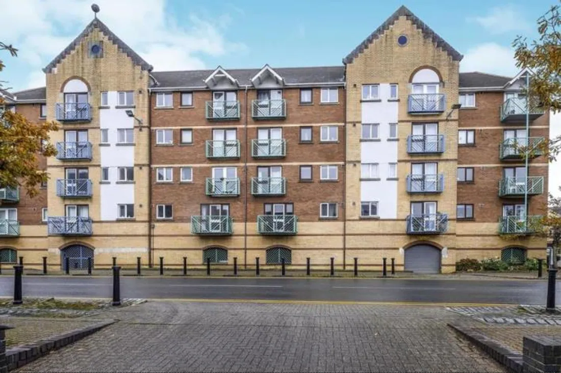 Property photo 1