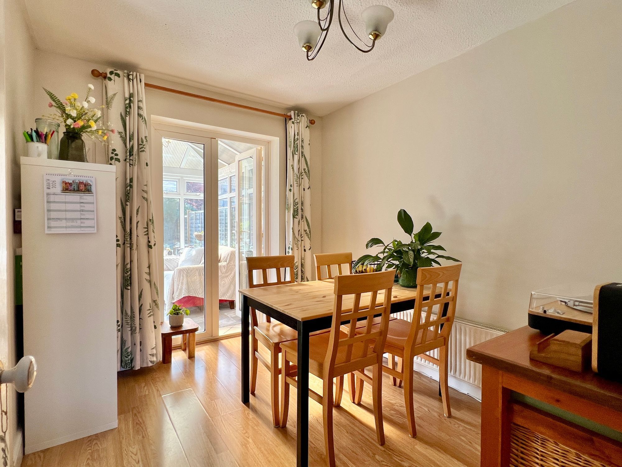 Derwent Grove, Taunton - NO onward chain! Image 3