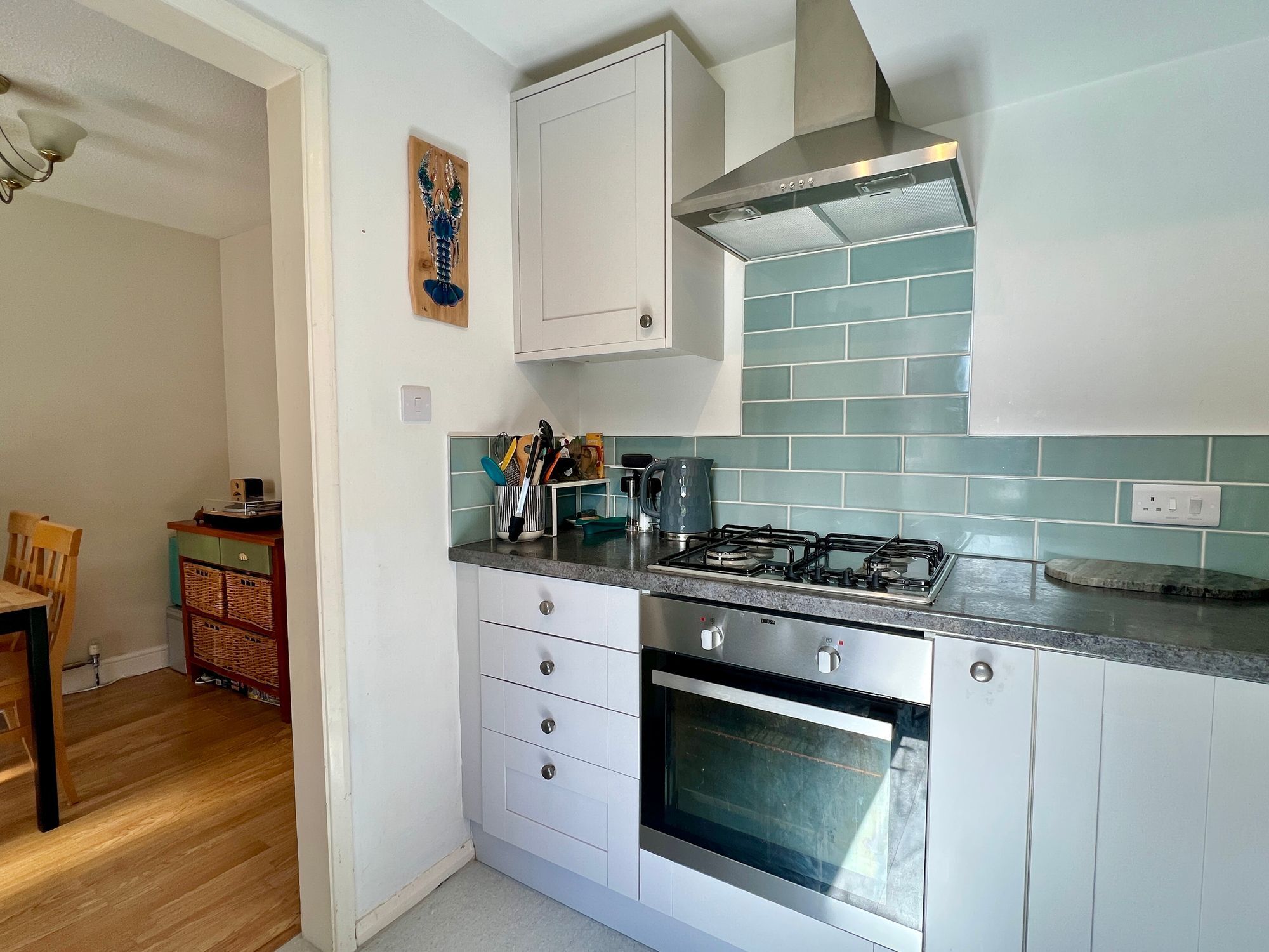 Derwent Grove, Taunton - NO onward chain! Image 9