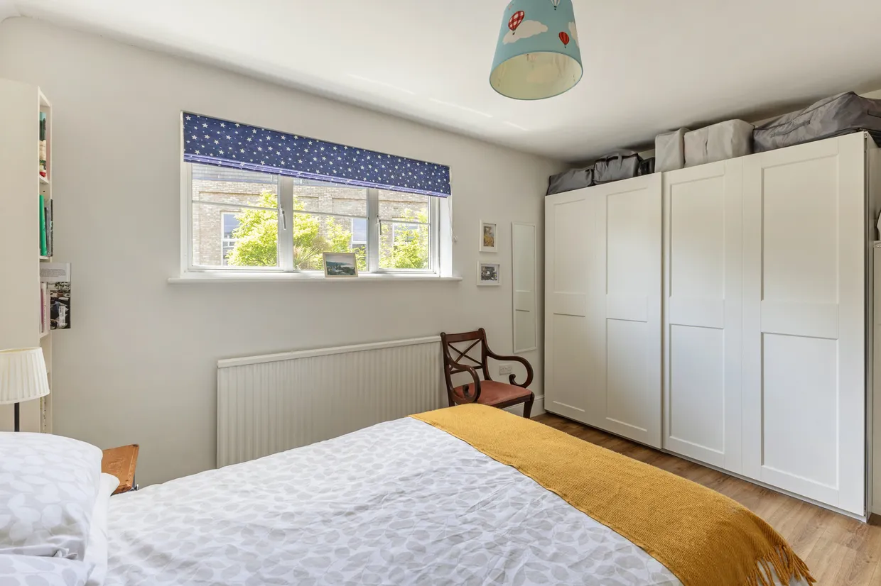 Hearne Road, London, W4 photo 11