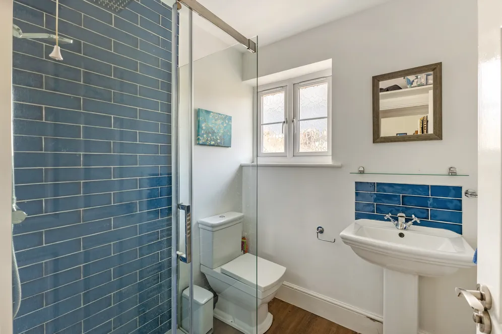 Hearne Road, London, W4 photo 18