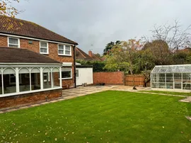 St. Annes Park, Broxbourne thumb 3