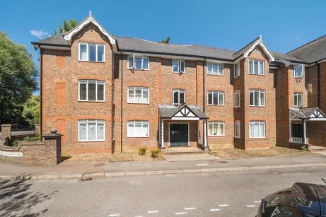 Latium Close, Holywell Hill, St. Albans, AL1