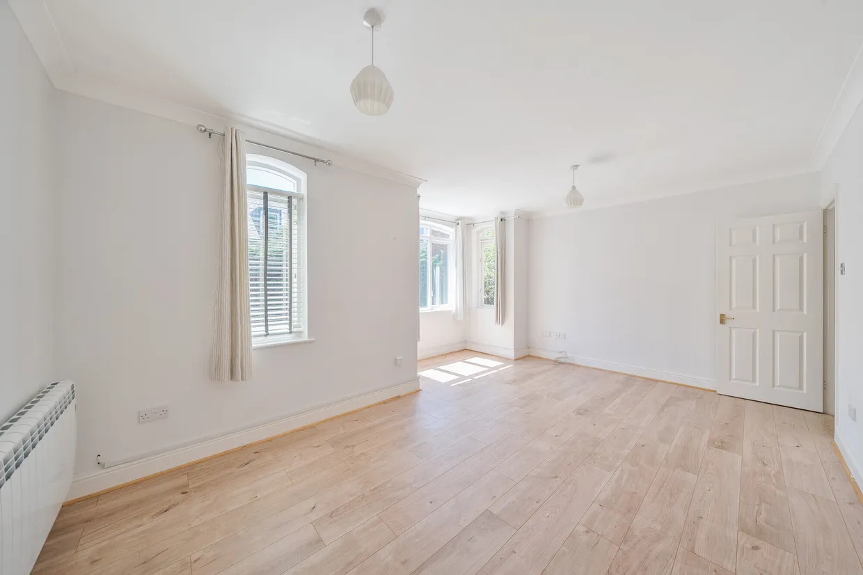 Latium Close, Holywell Hill, St. Albans, AL1 photo 2