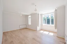 Latium Close, Holywell Hill, St. Albans, AL1 photo 5
