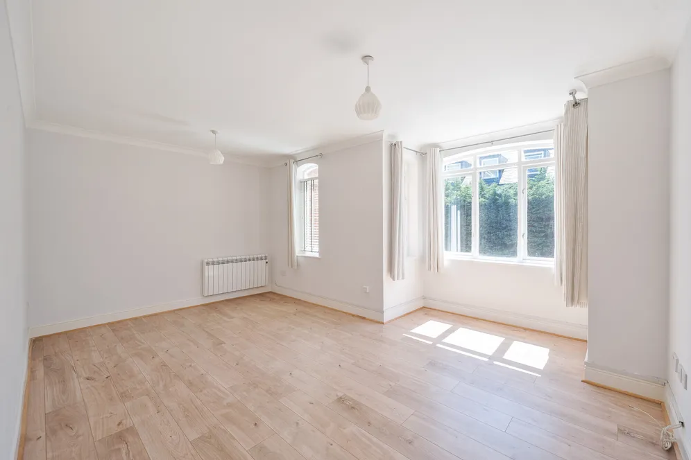 Latium Close, Holywell Hill, St. Albans, AL1 photo 5
