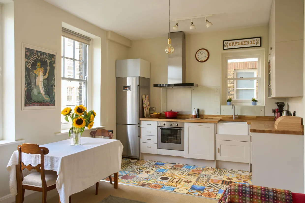 Sutton Lane North, London, W4 photo 4