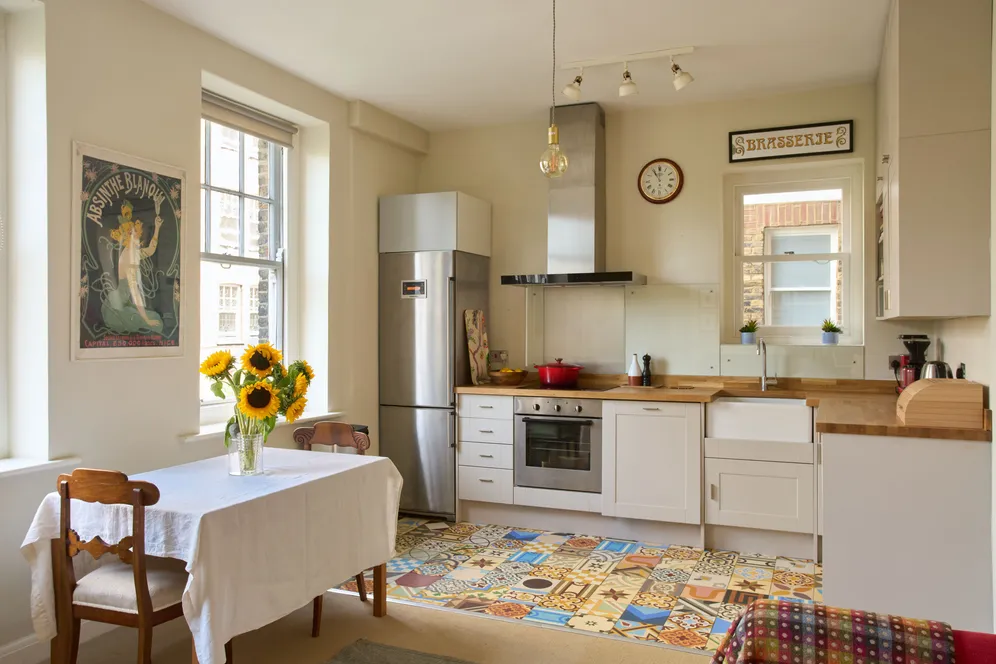Sutton Lane North, London, W4 photo 4