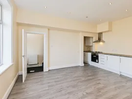 Crystal Terrace, Bradford thumb 2