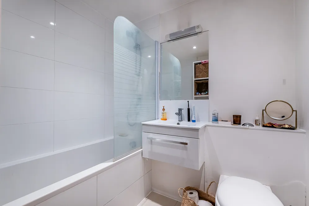 Claverton Street, London, SW1V photo 7