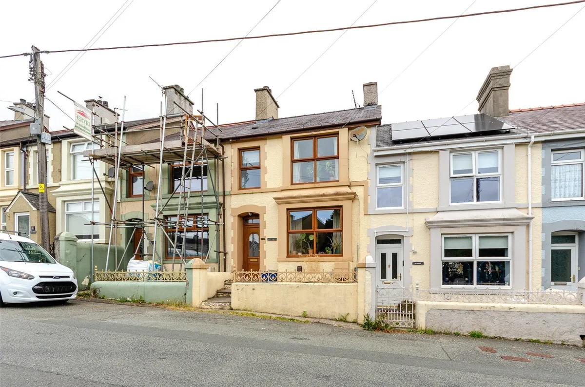 Llanrug, Caernarfon, Gwynedd, LL55