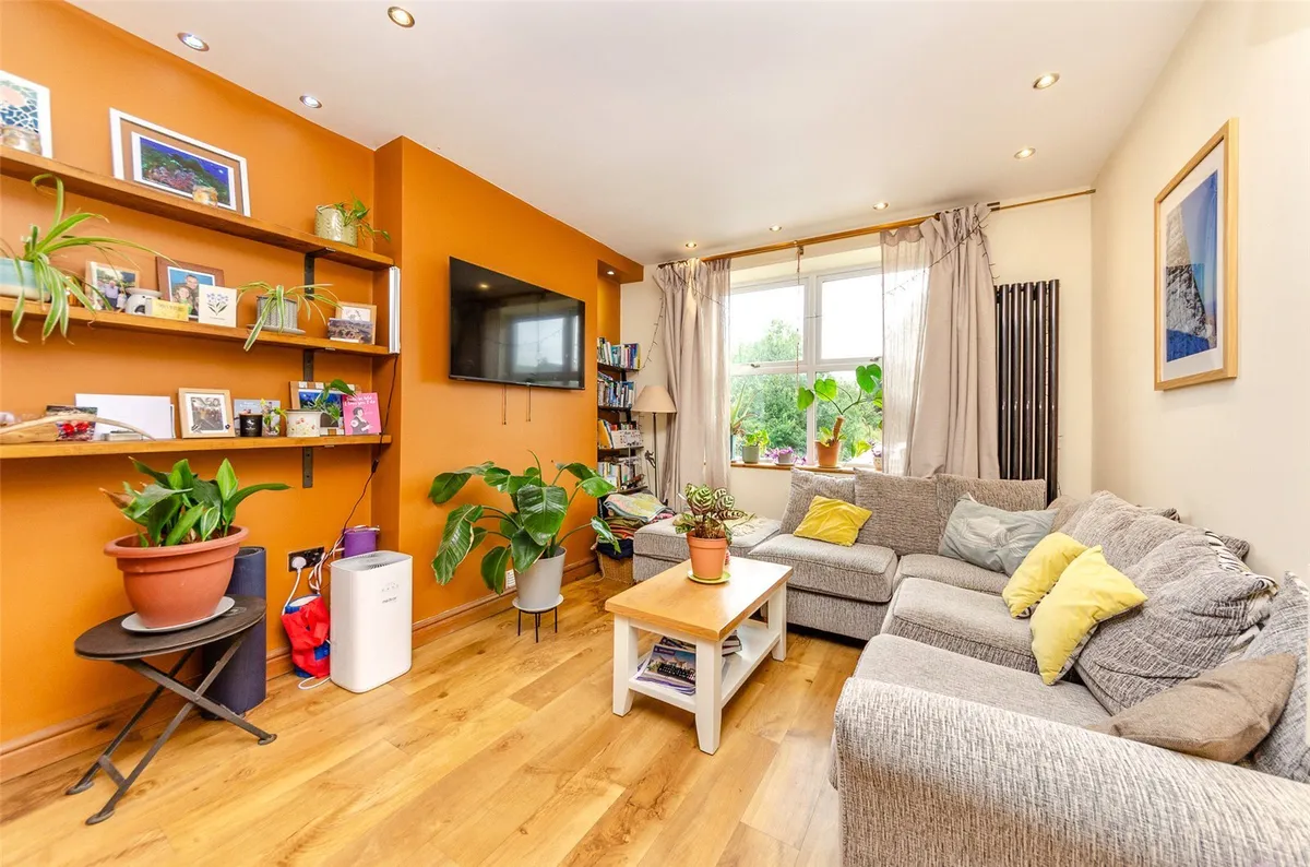 Llanrug, Caernarfon, Gwynedd, LL55