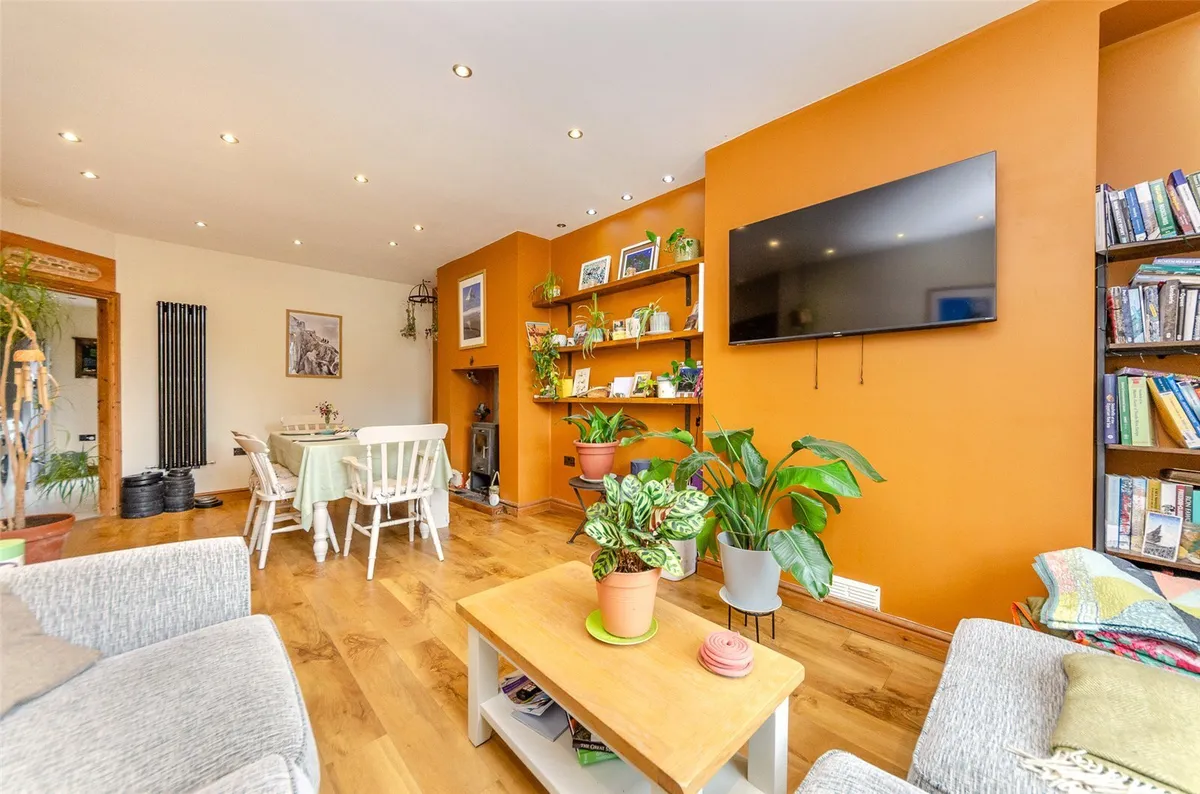 Llanrug, Caernarfon, Gwynedd, LL55