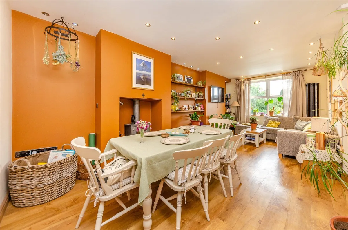 Llanrug, Caernarfon, Gwynedd, LL55