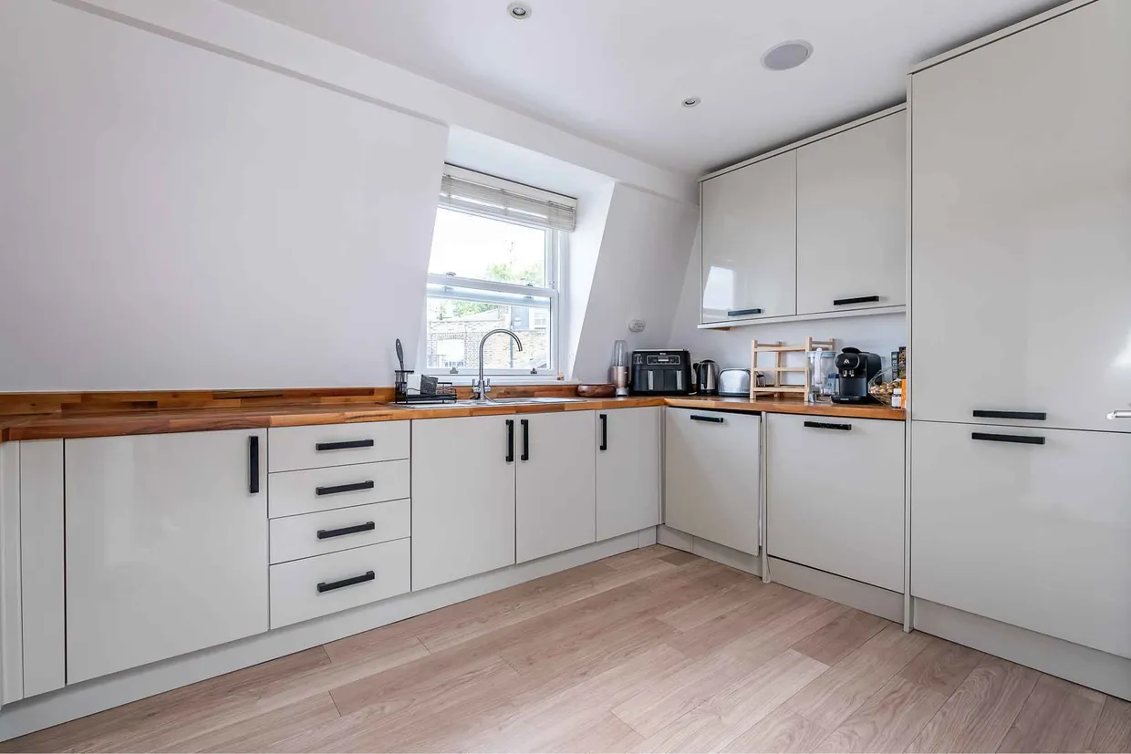 Westbourne Crescent, London, W2 photo 10