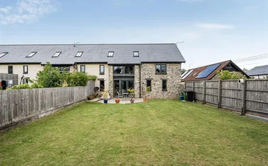 Kerswell Farm Barns, Kentisbeare