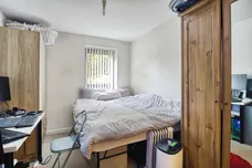Bouverie Court, Leeds