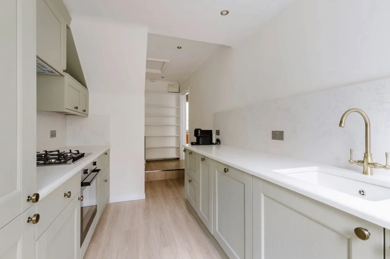 Russell Road W14 photo 8