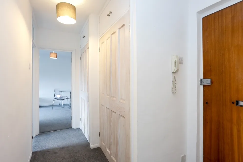 Claremont Road, Surbiton, KT6 photo 8