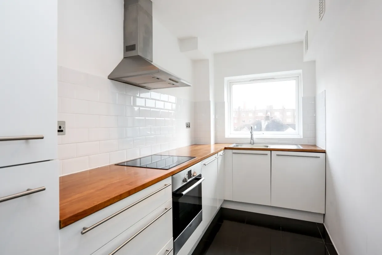 Claremont Road, Surbiton, KT6 photo 10
