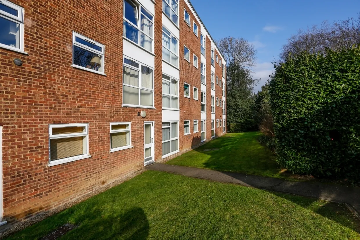 Claremont Road, Surbiton, KT6 photo 14