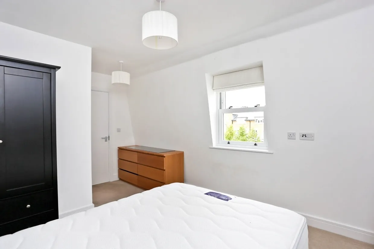 Emerald Square, SW15 photo 16