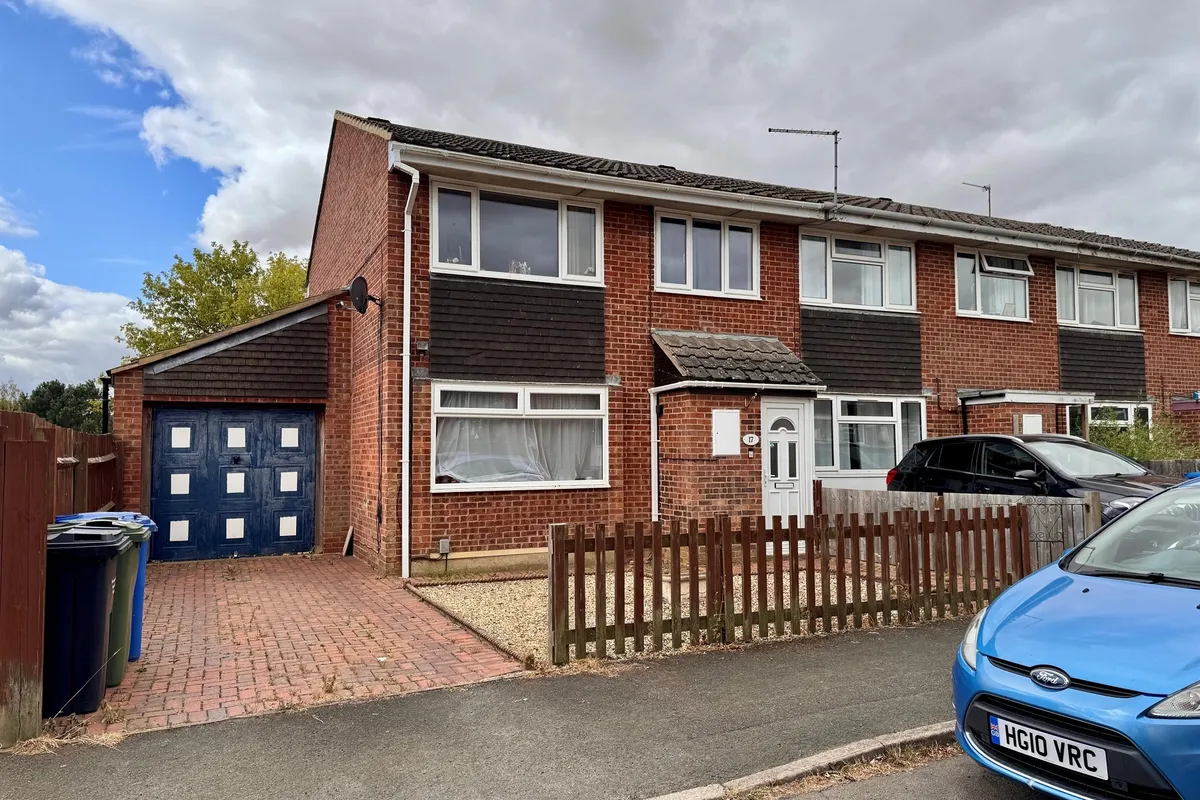 Redwood Close, Desborough, Kettering
